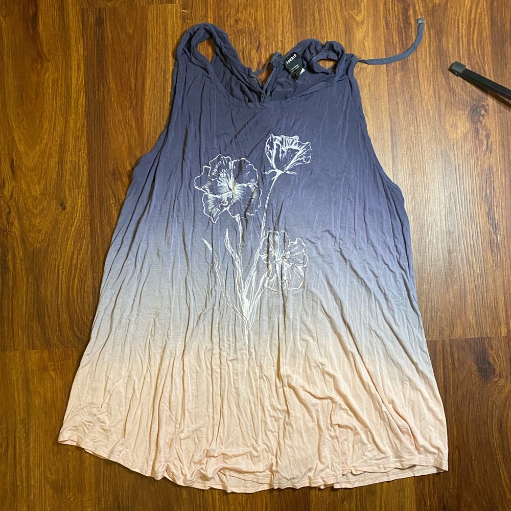 Dip dye lace graphic lace up tank top